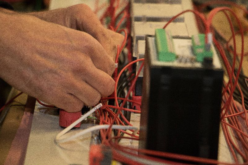 Costruzioni Meccaniche Battellino - Macchine per la lavorazione del vetro